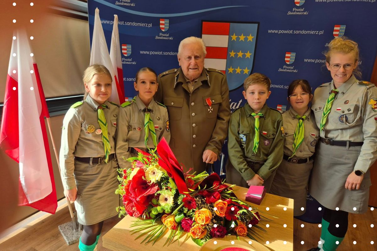 Uroczysty dzień w Sandomierzu – odznaczenie Powstańca Warszawskiego